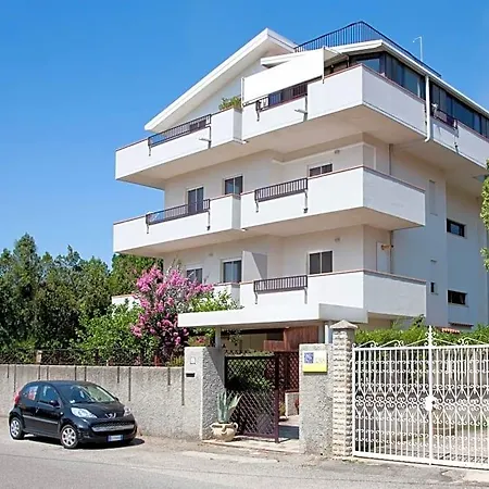Fittacamere Iside Πανσιόν 3*