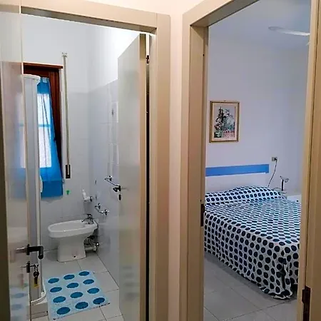 Fittacamere Iside 3* Montepaone